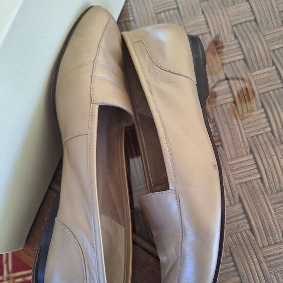 Enzo Angioloni Leather Flats Loafers 8M Pearlized Beige Champagne Neutral - Picture 8 of 14